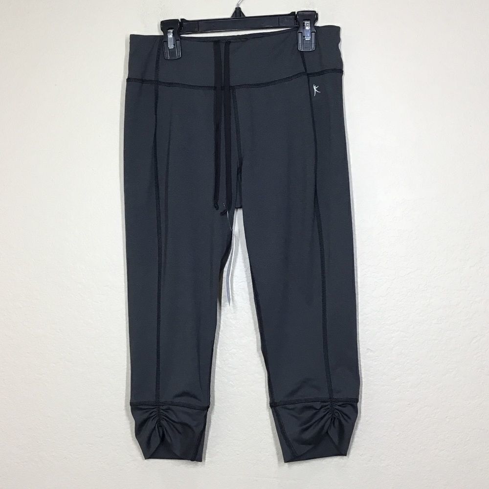 Danskin Seamless Capri Leggings (E5)